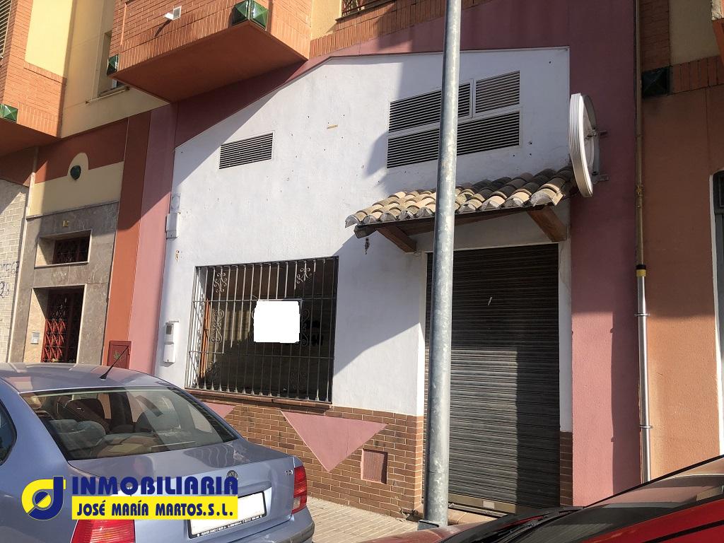 Local en Venta junto al Colegio de Los Salesianos de Úbeda, Jaén