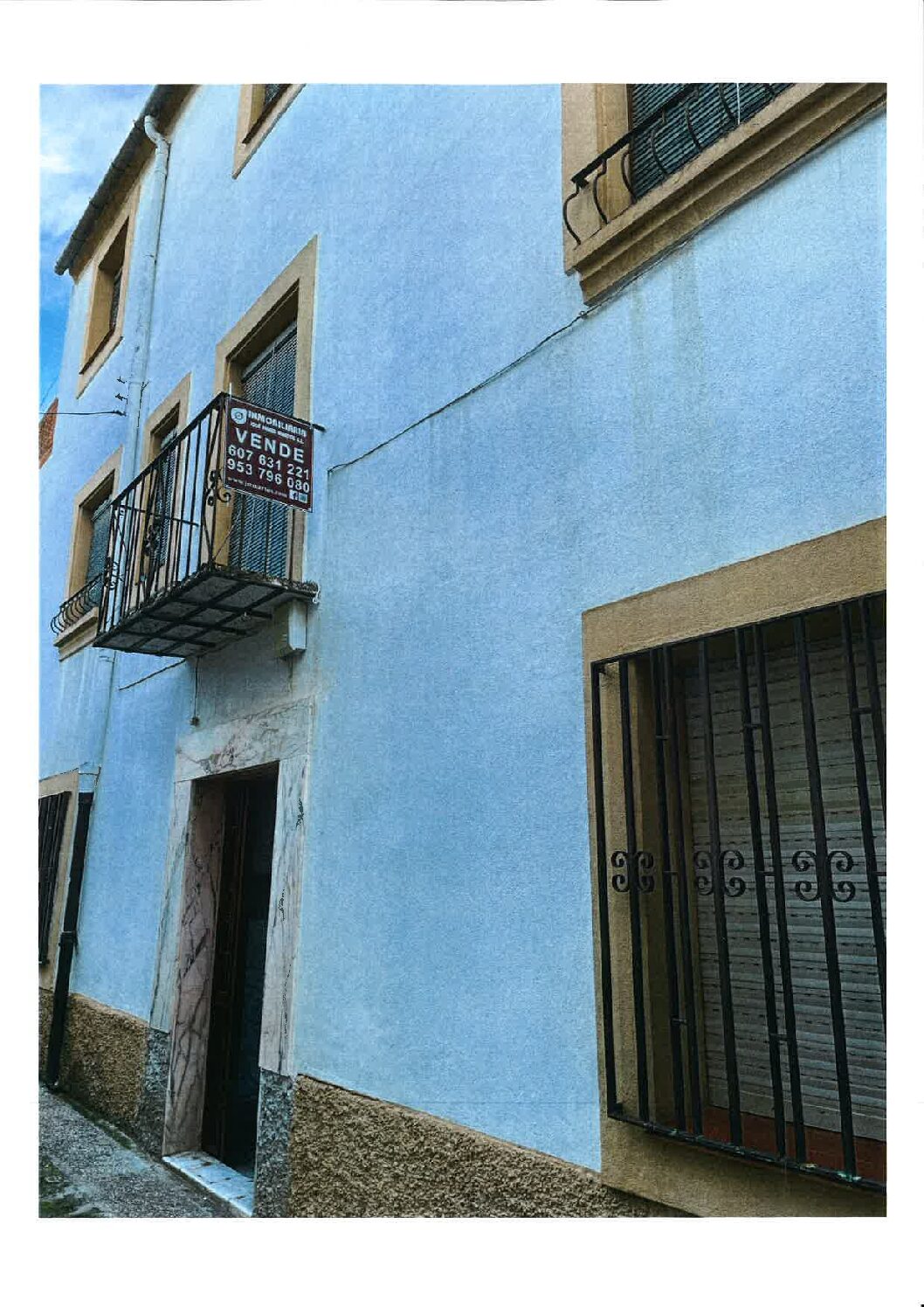 CASA EN ZONA CALLE PARAÍSO