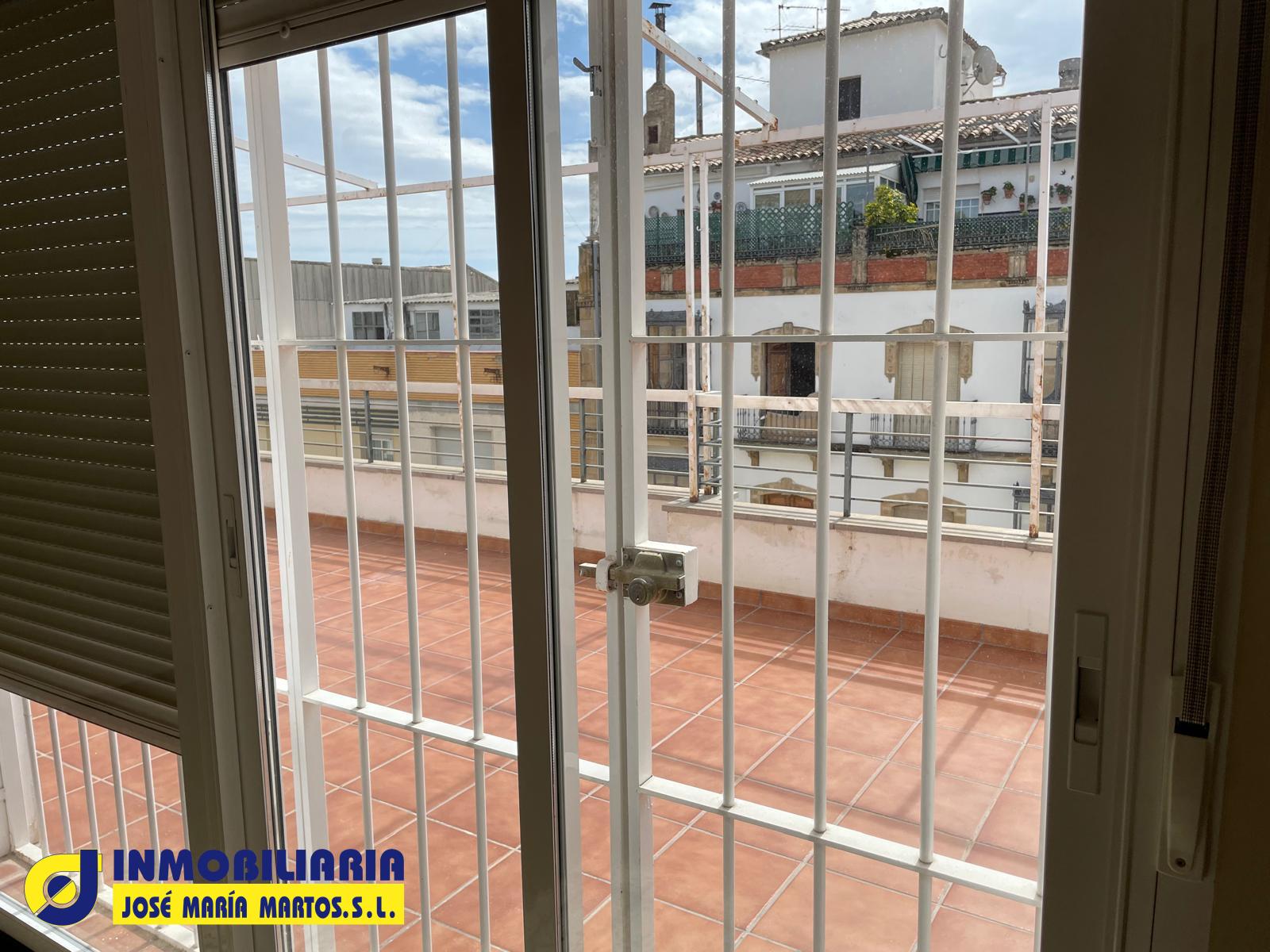 ÁTICO EN VENTA (ZONA CENTRO DE ÚBEDA)
