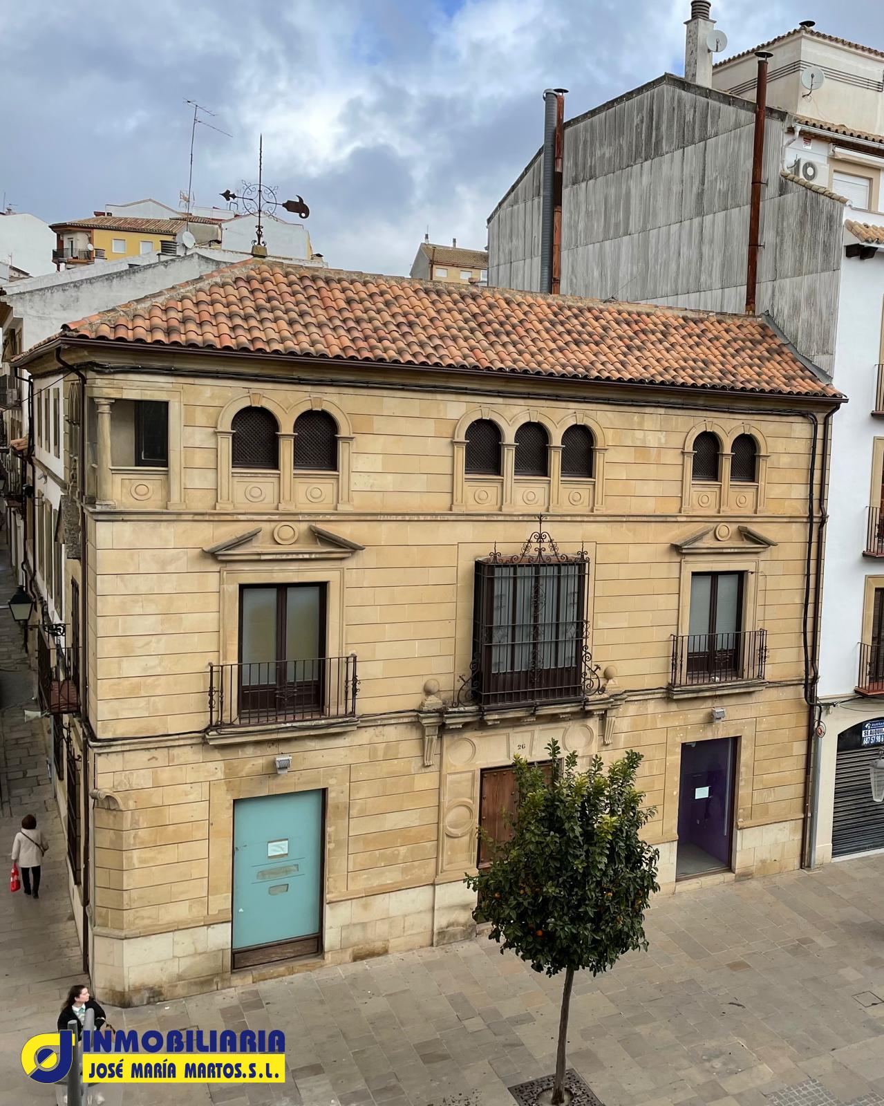 CASA EN ZONA COMERCIAL DE ÚBEDA