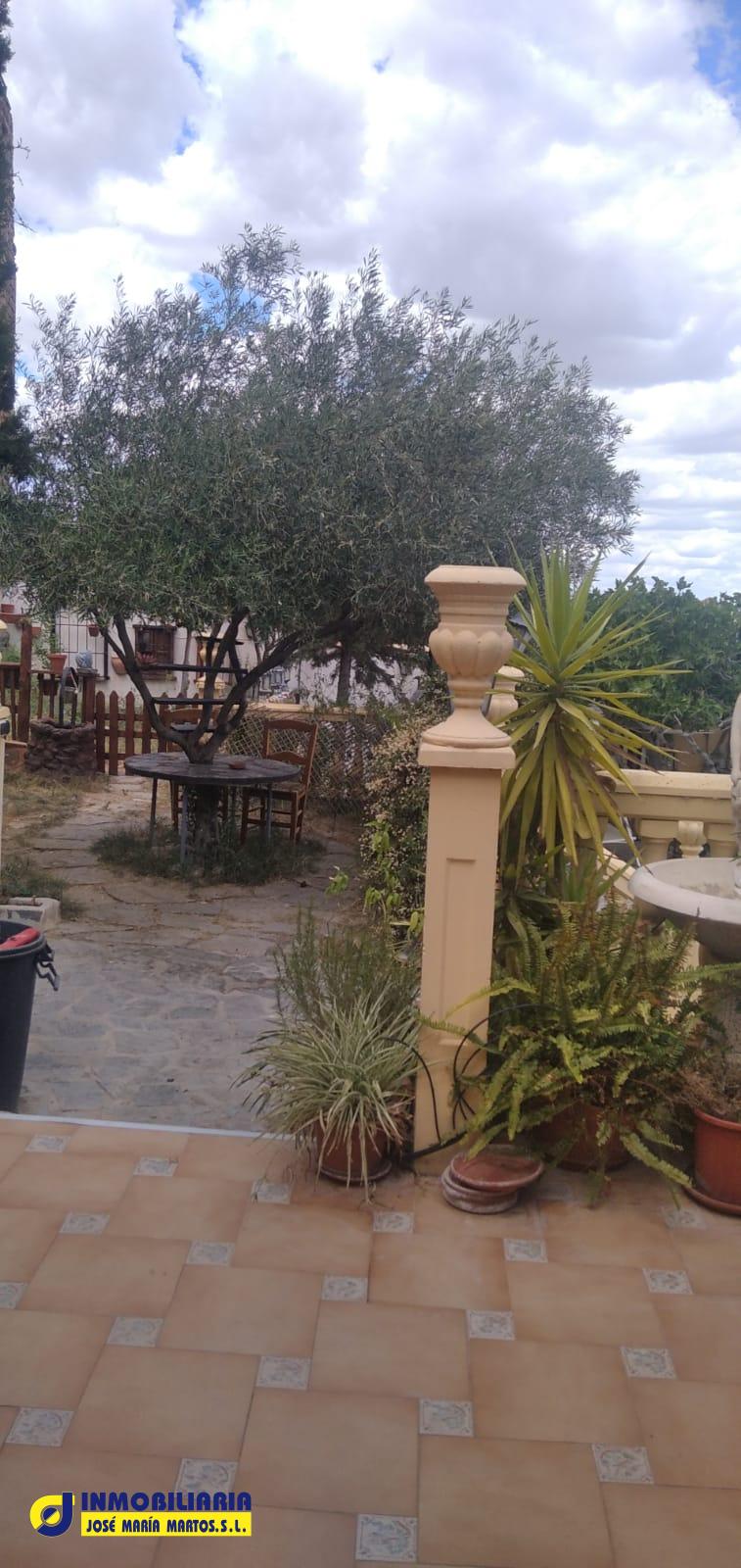 CASA-CHALET EN JÓDAR