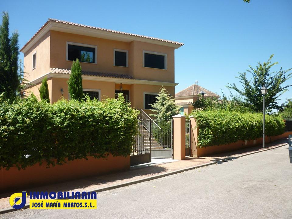 PRECIOSO CHALET CERCA DE ÚBEDA