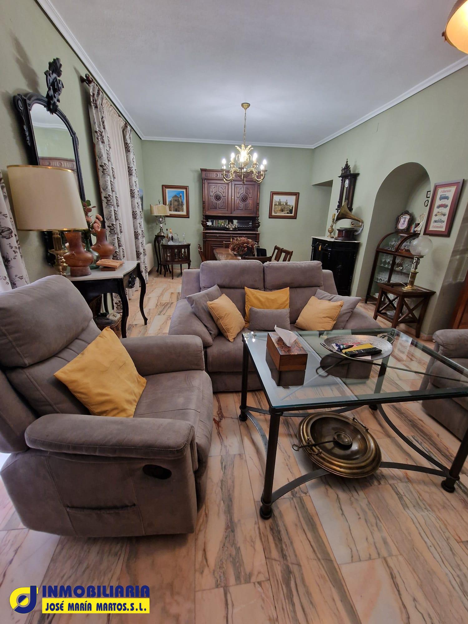 CASA EN VENTA EN ZONA CÉNTRICA DE ÚBEDA